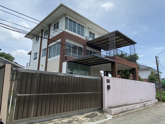 กรุงเทพมหานคร